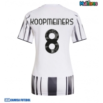 Camisa de Futebol Juventus Teun Koopmeiners #8 Equipamento Principal Mulheres 2025-26 Manga Curta